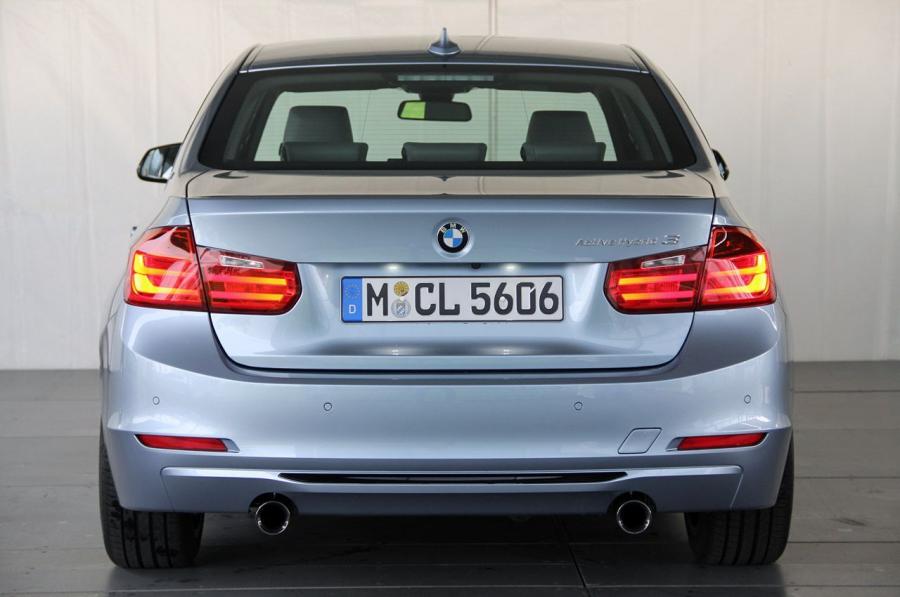  BMW ActiveHybrid 3 2013 года  (фото 3 из 43)
